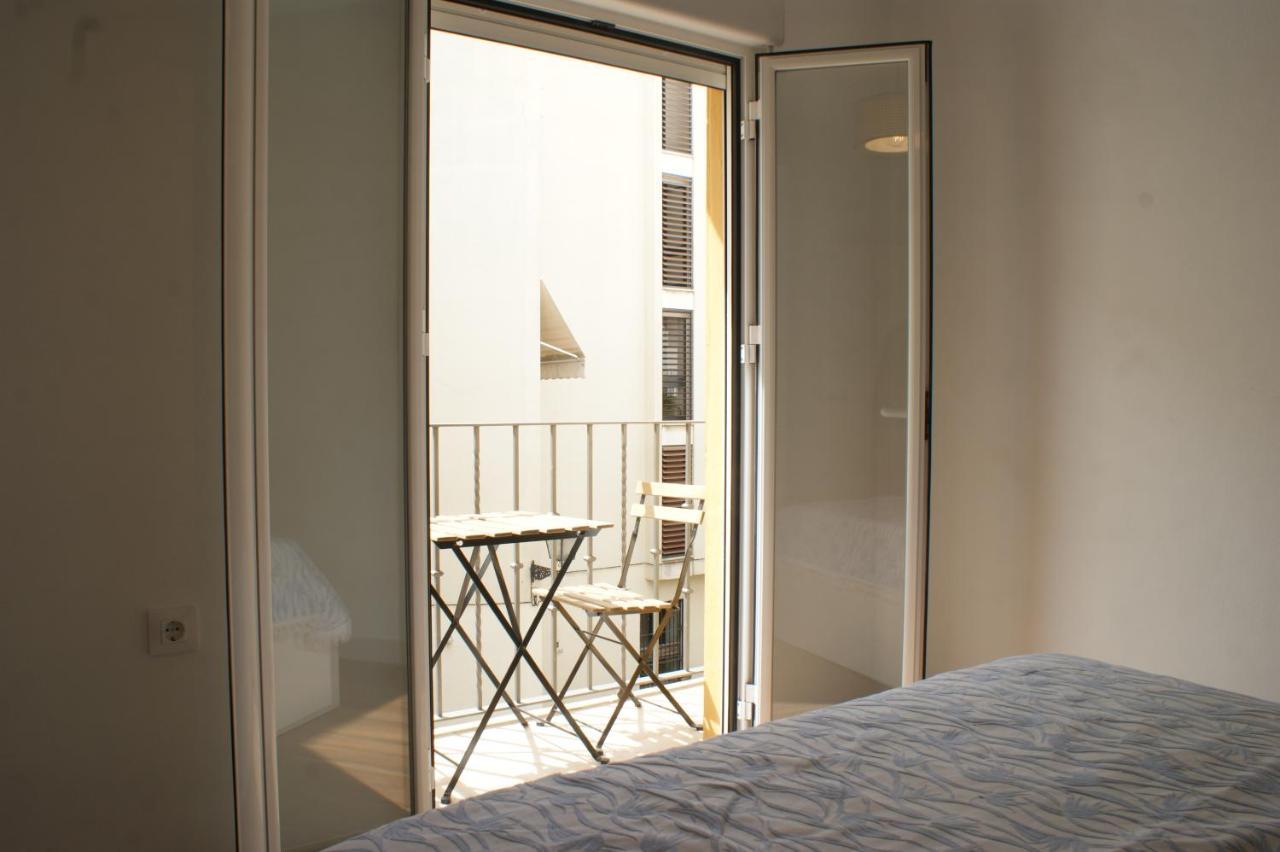Apartamento Levies Севиля Екстериор снимка